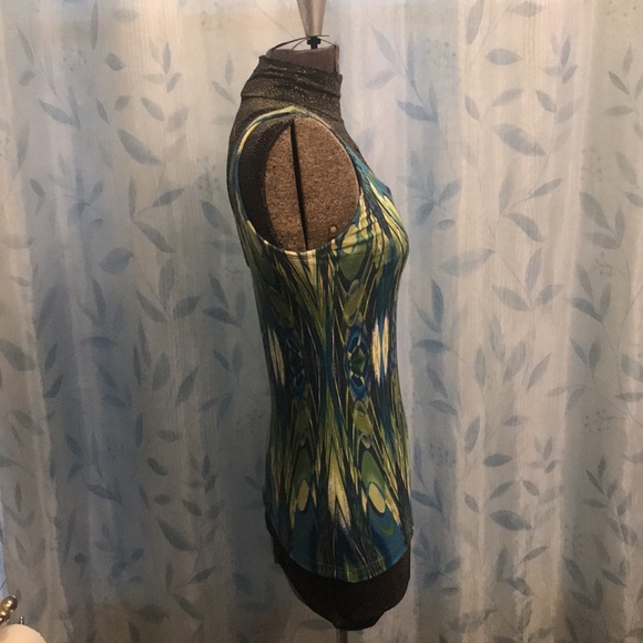 Jazzercise Athletic Top with Built-in shelf Bra - Picture 3 of 9